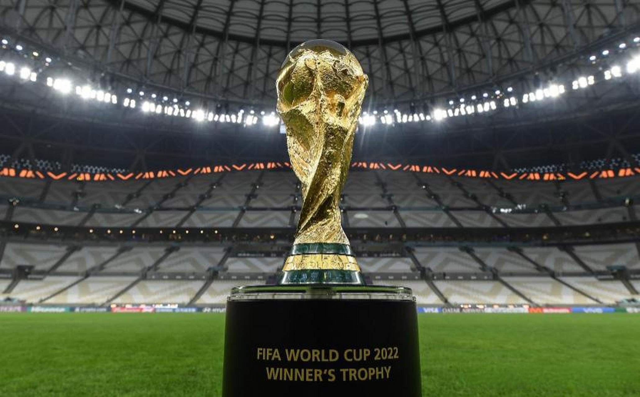 更是深入人 更是深入人